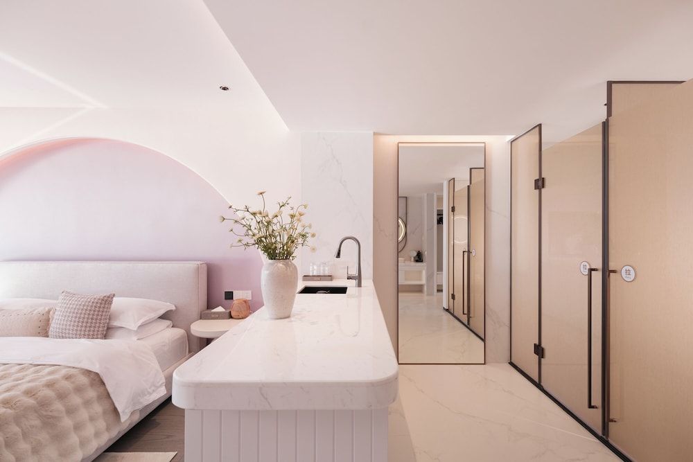 Dali Puyu VILLA Cliff Seaview Hotel Romantic Room 2