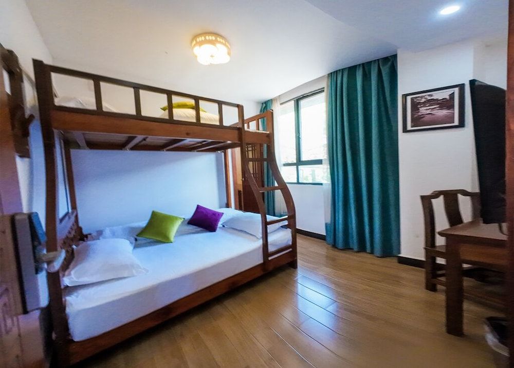 Jingjing Home Inn No. 372  Furong Town Comfort Double or Twin Room, River View 4