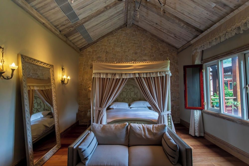 Luxury Double Room, Courtyard View