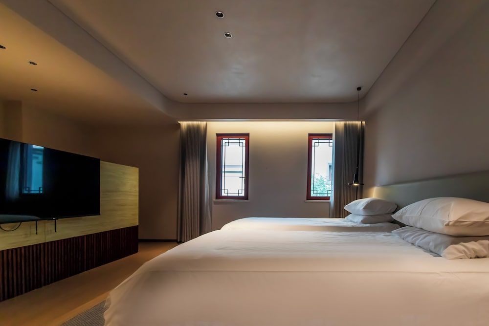 Wu Yi Creekside Homestay Basic Twin Room, Courtyard View 8