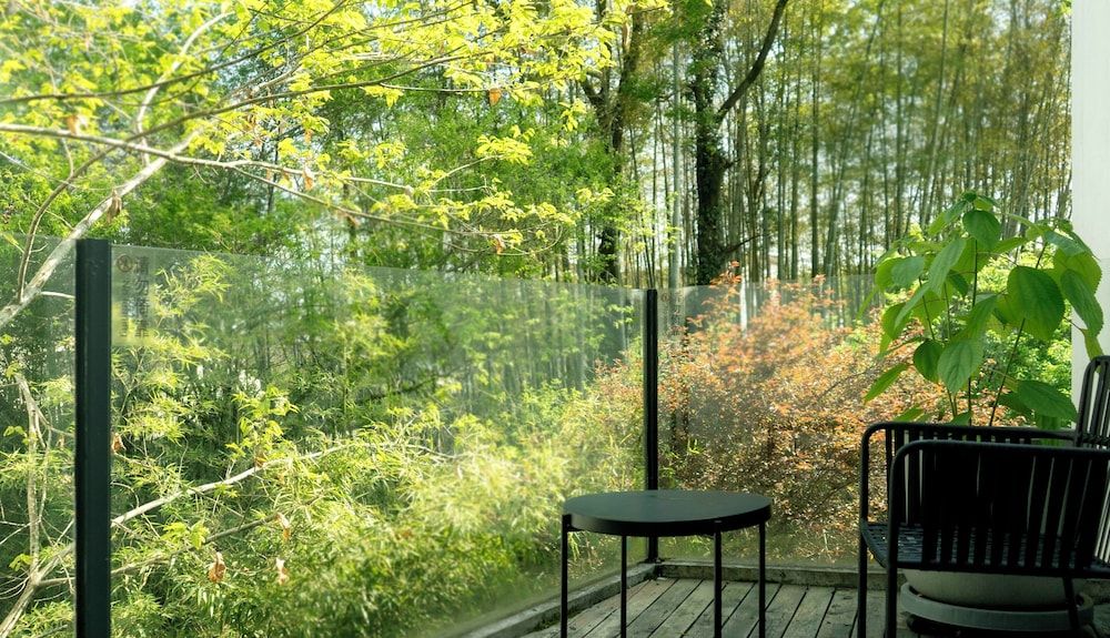 Wangshanlife Snow Garden Design Hotel Deluxe Double Room, Balcony, Garden View 3