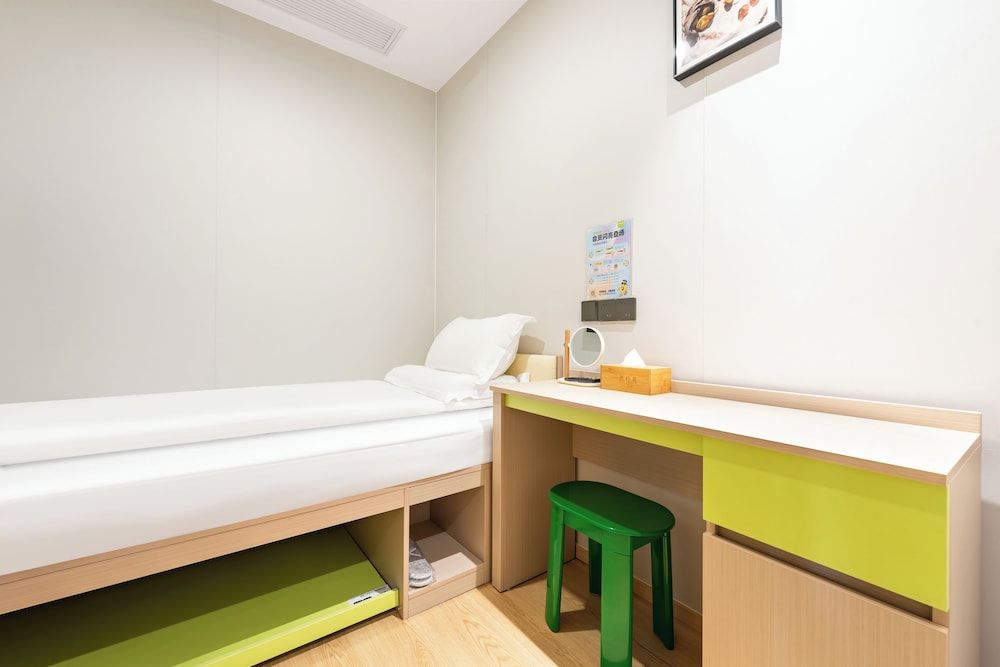 Economy Single Room