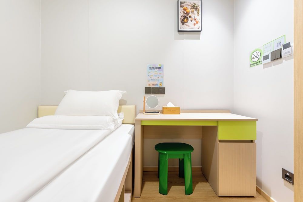Economy Single Room