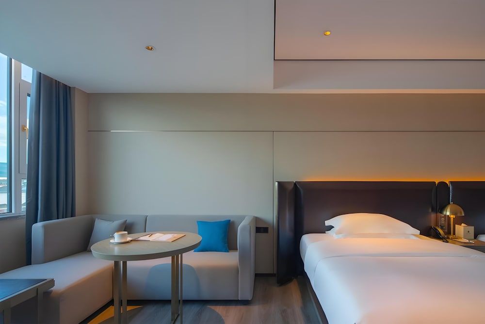 Lijiang Old Town Echarm Plus Hotel Superior Twin Room, City View 4