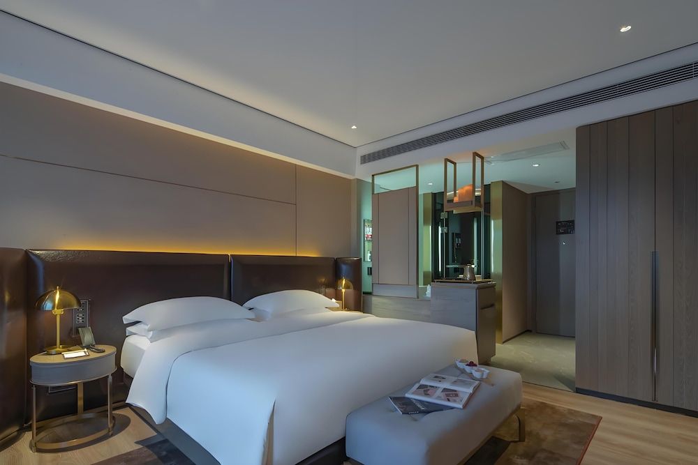 Lijiang Old Town Echarm Plus Hotel Superior Double Room, City View 4