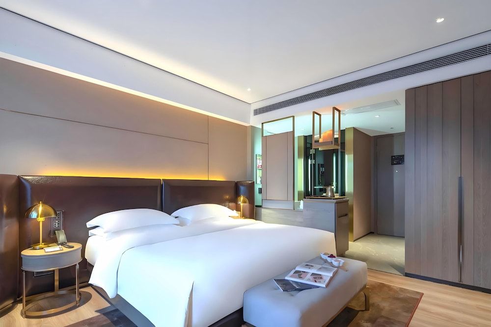 Lijiang Old Town Echarm Plus Hotel Superior Double Room, City View 5