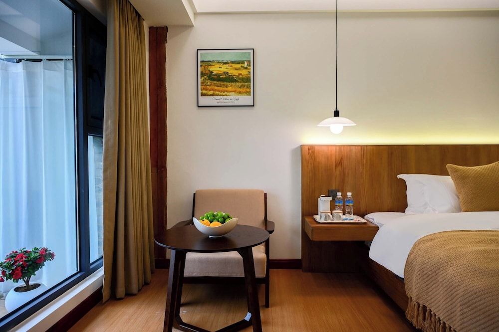 Da Le Zhi Ye Homestay Standard Twin Room, Hill View 5