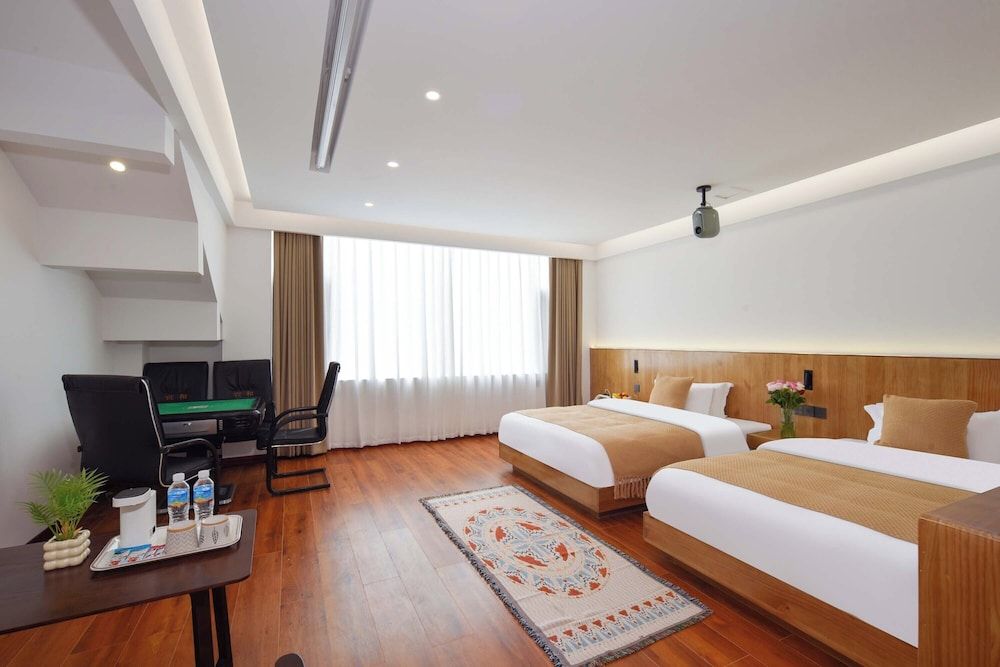 Family Triple Room, Hill View