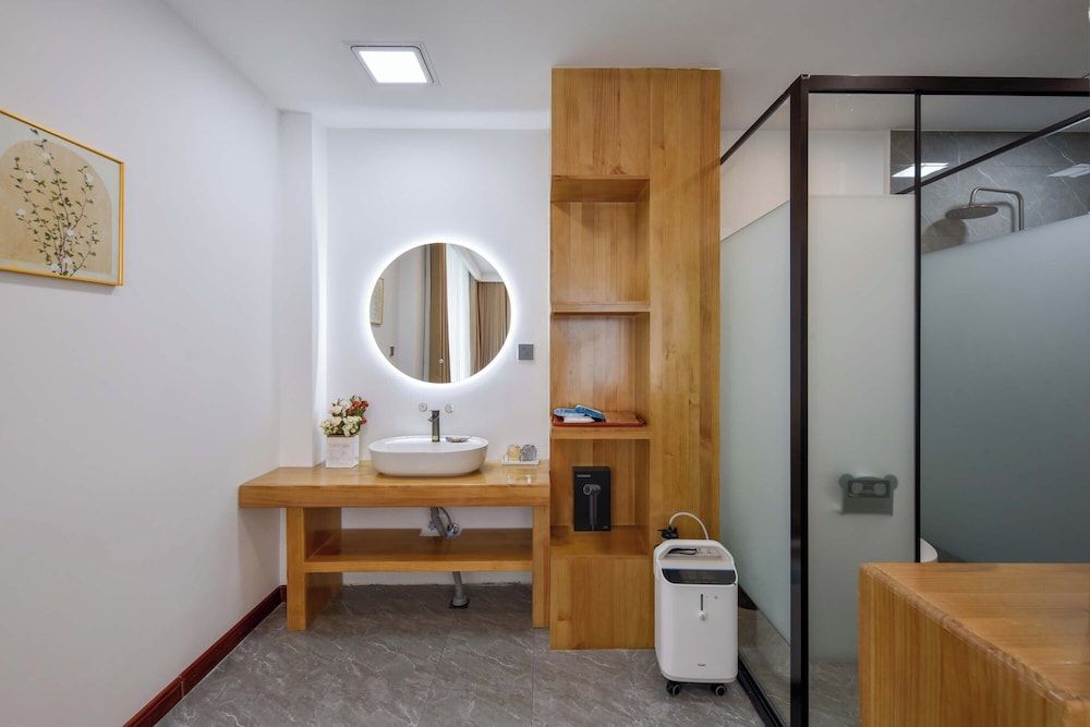 Da Le Zhi Ye Homestay Romantic Twin Room, Hill View 8