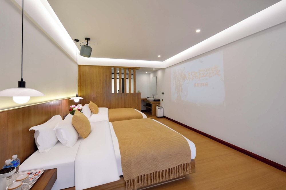 Da Le Zhi Ye Homestay Standard Twin Room, Hill View 3