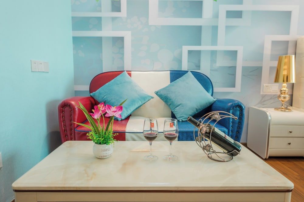 TUXI INTERNATIONAL APARTMENT Comfort Single Room, City View 3