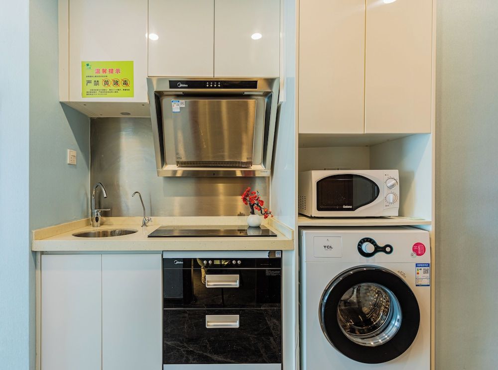 TUXI INTERNATIONAL APARTMENT Comfort Single Room, City View 4