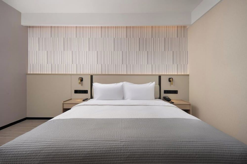 Wanda Yuehua Hotel Tangshan North Elite Studio Suite 4