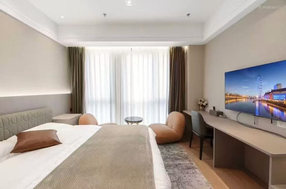 City Double Room, 1 Queen Bed, City View