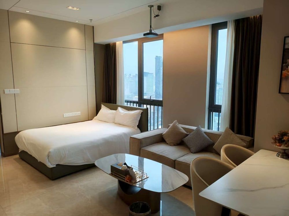 Family Suite, City View