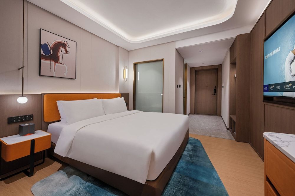 Novotel Hangzhou Xintiandi Standard Room, 1 King Bed 2