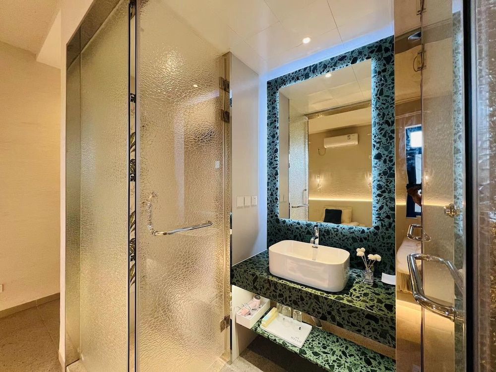 Beijing Fangtang Inn Comfort Triple Room, Hill View 4