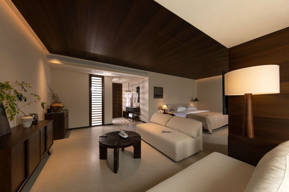 Executive Suite, Mountain View