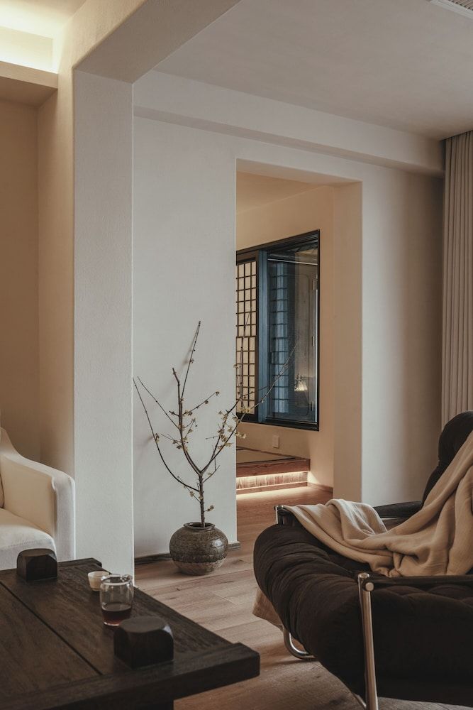 Anlan Creek Spring B&B Classic Double Room, Mountain View 3