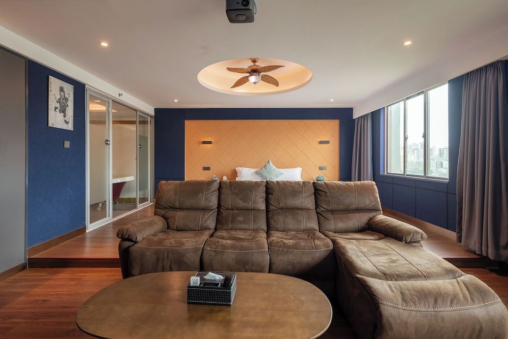 LiangZhi Huipin Hotel Superior Suite 4