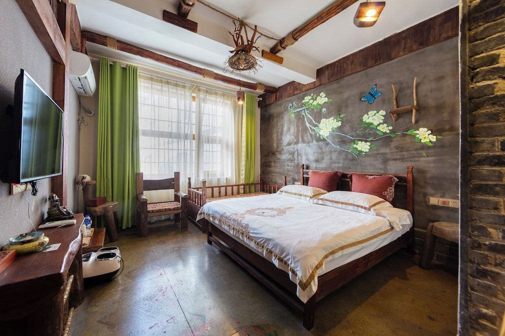 Butterfly Flowers Inn Comfort Double Room 4