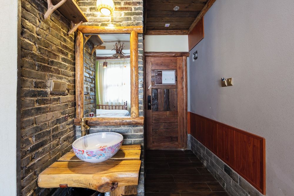 Butterfly Flowers Inn Comfort Double Room 5