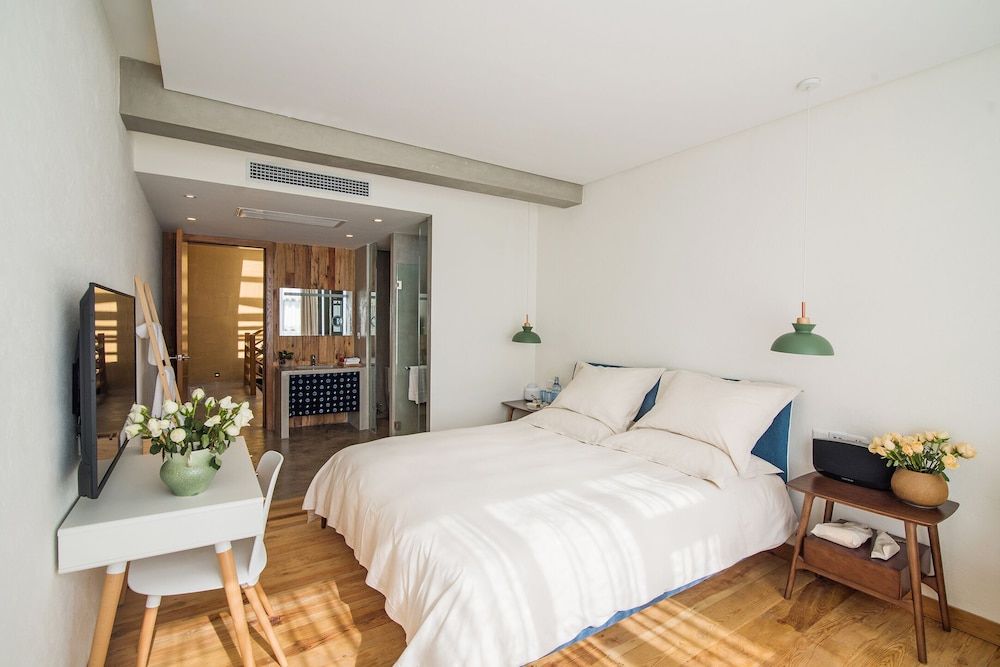 Verdant Whisper Stone Hill Seaview Inn Basic Double Room, Lake View 4