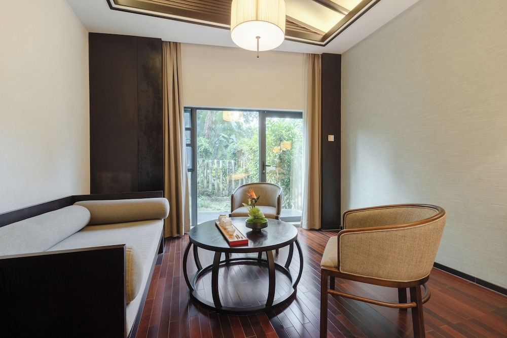 Liuzhou MixC Elite Hotel Business Room 3