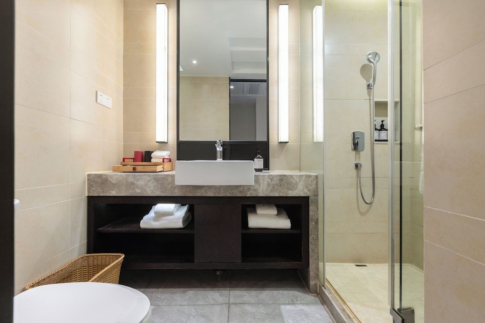 Liuzhou MixC Elite Hotel Standard Room, Courtyard View 5