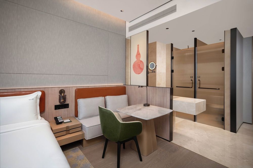 Holiday Inn Beijing Daxing Centre by IHG Superior Room 3
