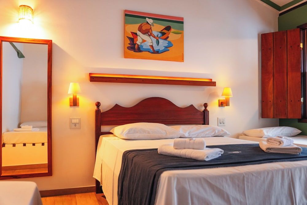 Pousada Valhacouto Standard Triple Room 2