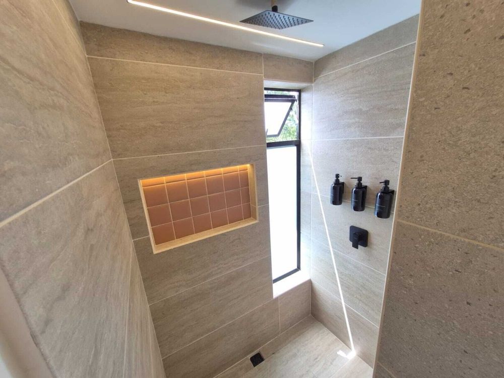 Mali Experience Suite (502) 10