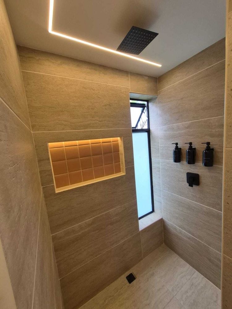 Mali Experience Suite (302) 13