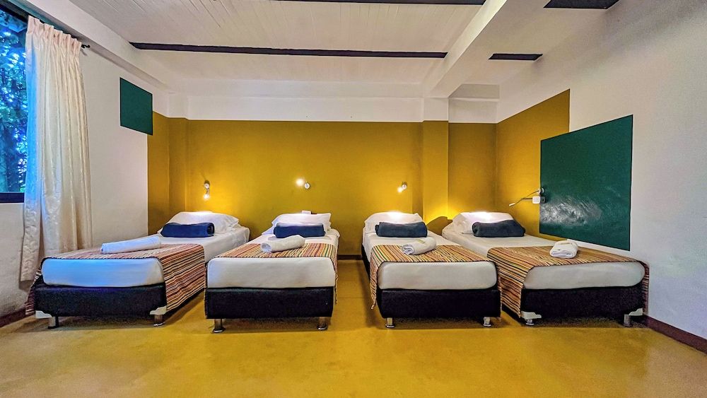 Viajero Salento Hostel Quadruple Room 3