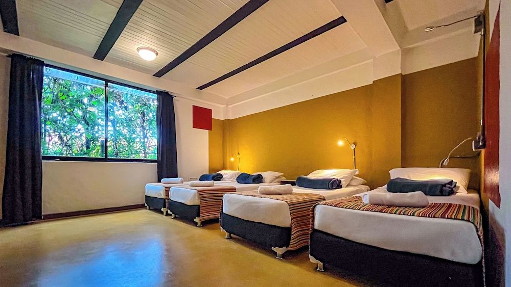 Viajero Salento Hostel Quadruple Room 5