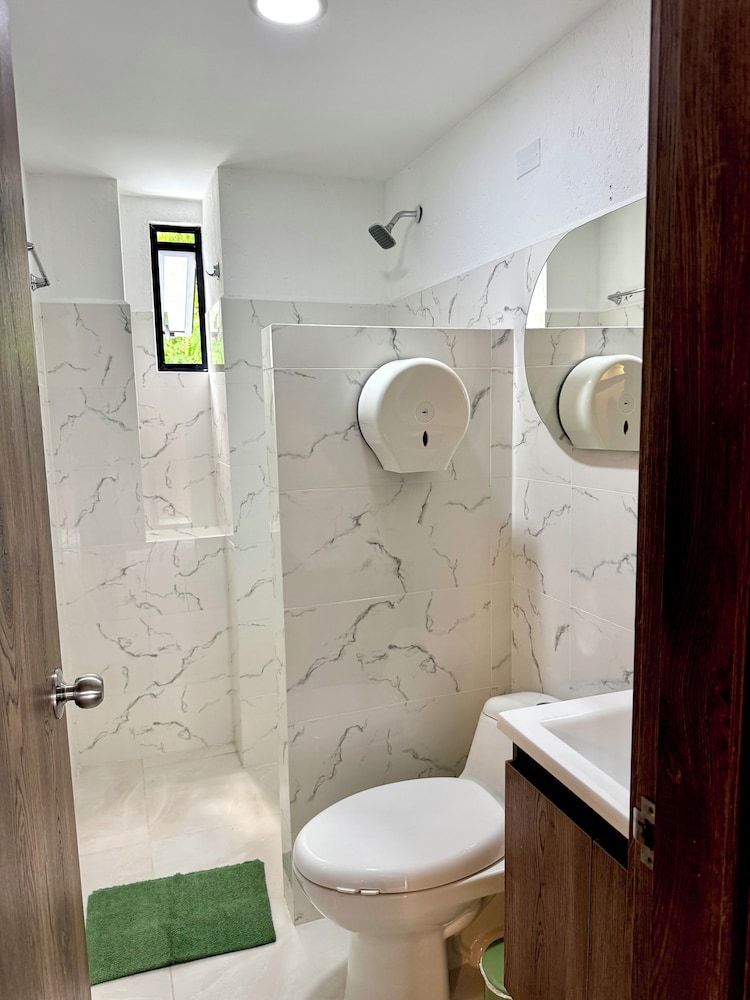 Ivanna Hotel Campestre - Santa Fe de Antioquia Standard Quadruple Room, Mountain View 11