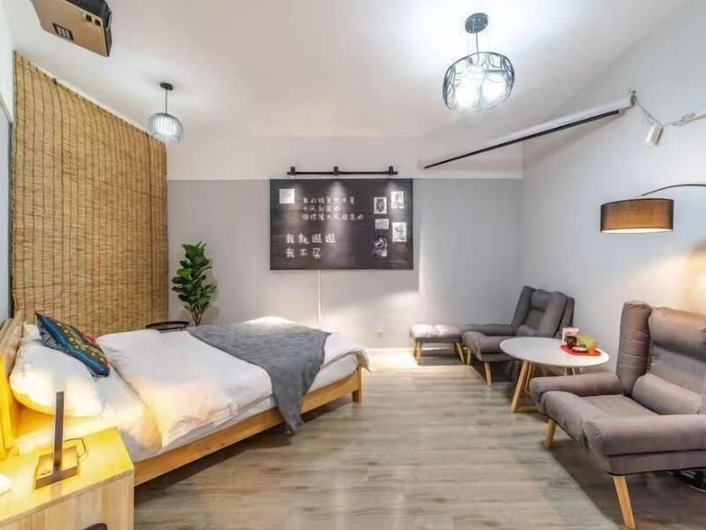 Xihe Light Luxury Self-service Apartment Studio Suite 10