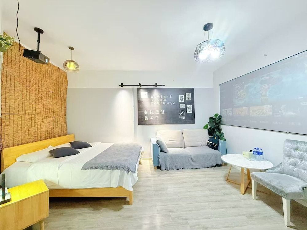 Xihe Light Luxury Self-service Apartment Studio Suite 7