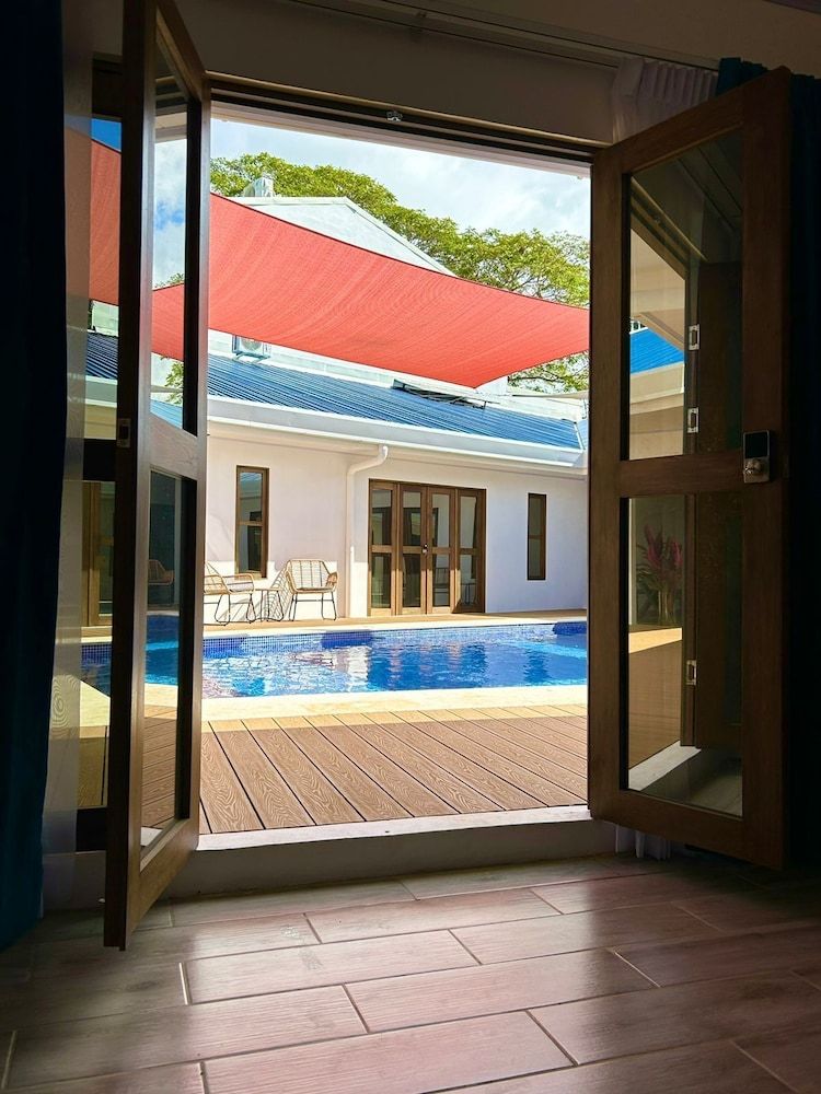 Classic Studio, Non Smoking, Pool View