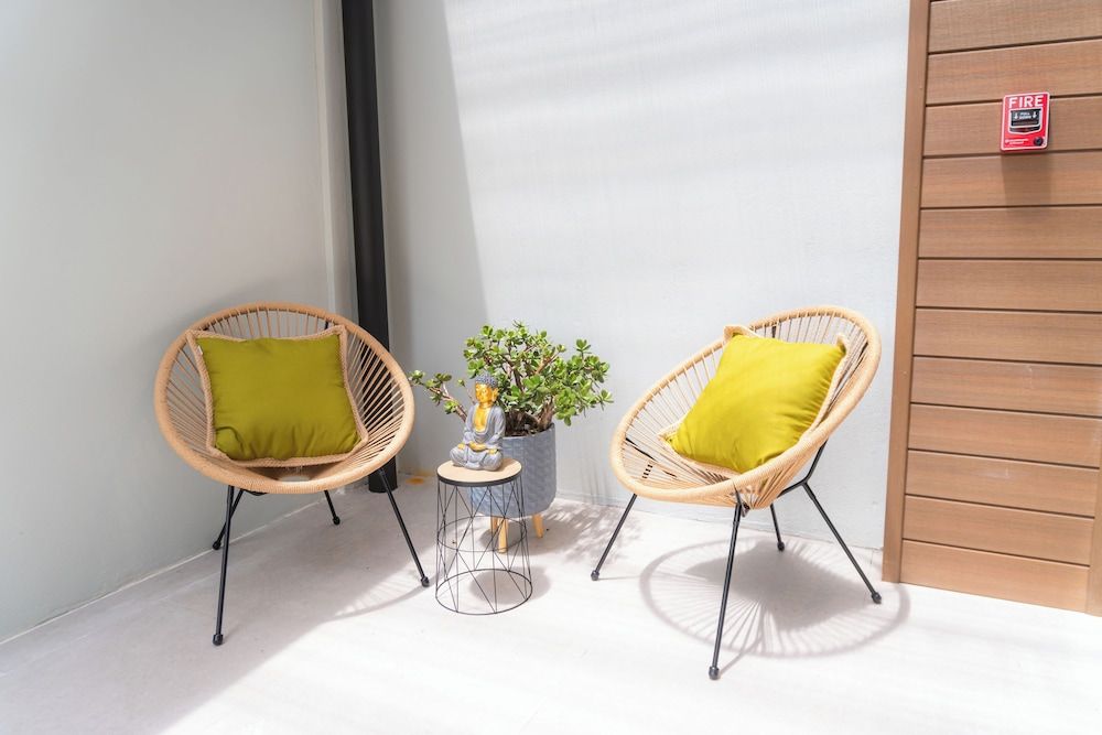 Sakura Haus Deluxe Apartment, Patio 10