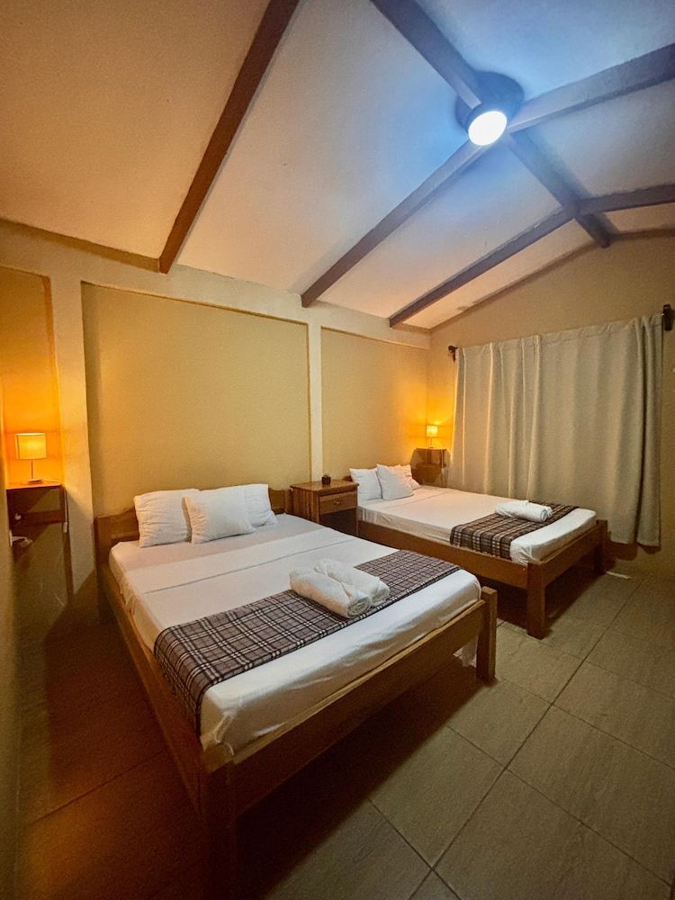 LUMARA LODGE Basic Room, Balcony, Garden View 2