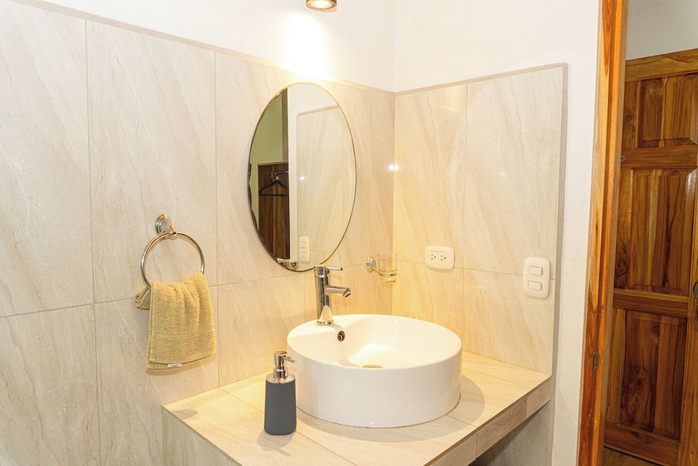 CORCOVADO & DRAKE INN Superior Double Room 9