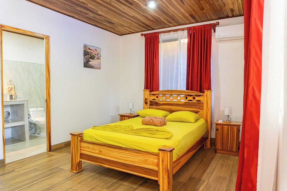 CORCOVADO & DRAKE INN Superior Double Room 4