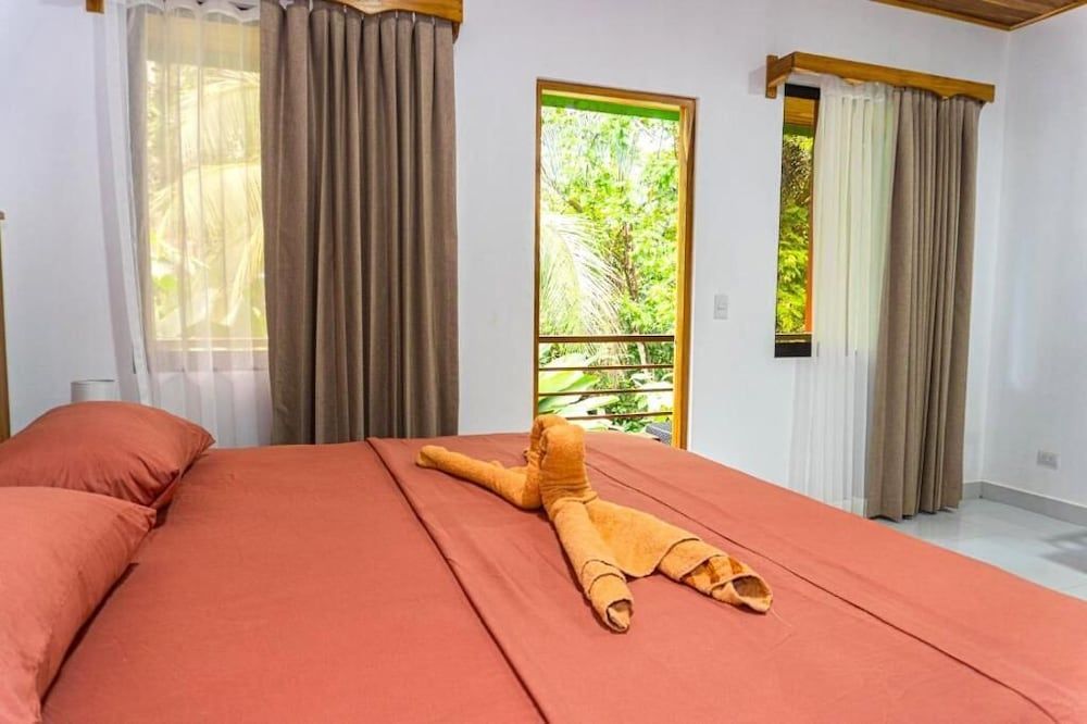CORCOVADO & DRAKE INN Deluxe Double Room