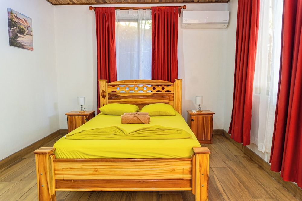 CORCOVADO & DRAKE INN Superior Double Room 3