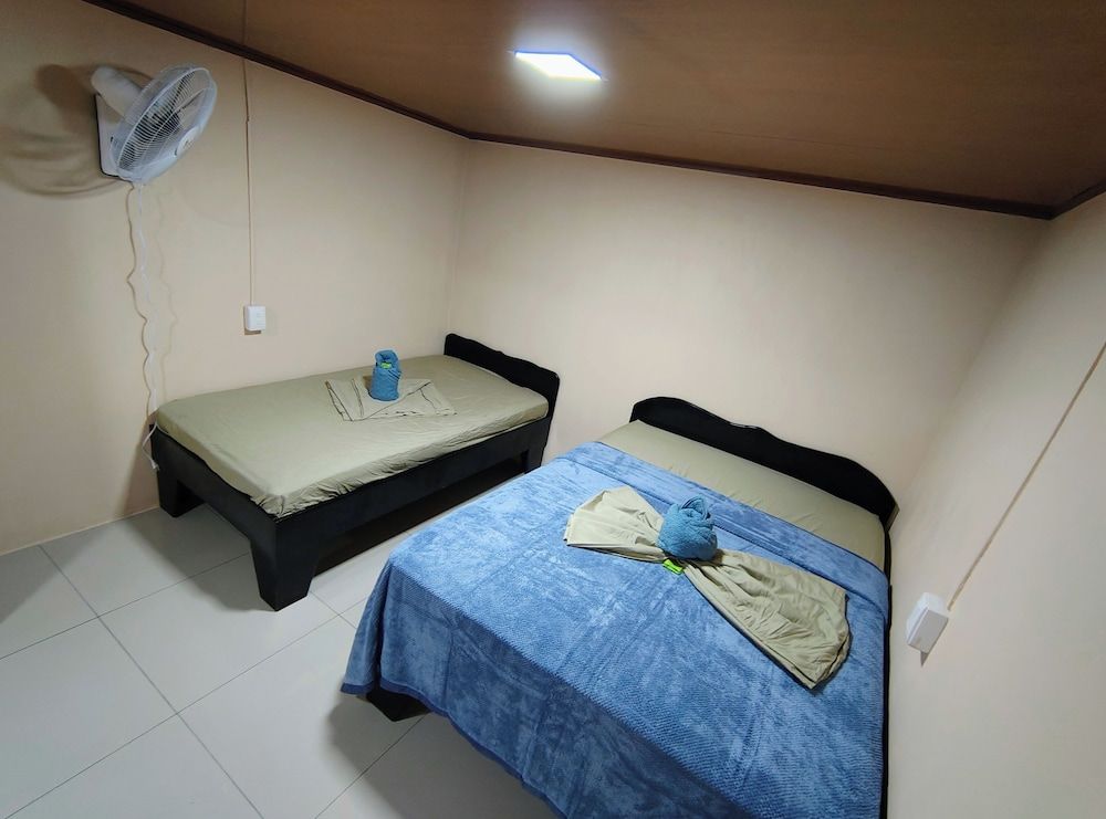 Corcovado Paradise Lodge Standard Triple Room (5) 2