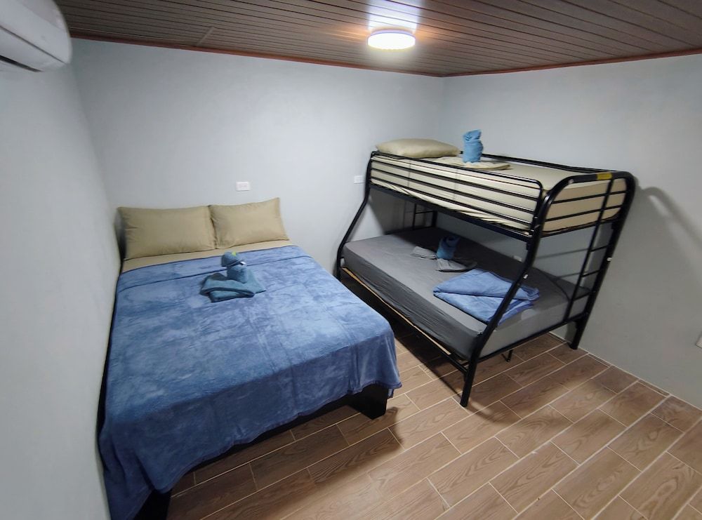 Corcovado Paradise Lodge Family Room (2) 8