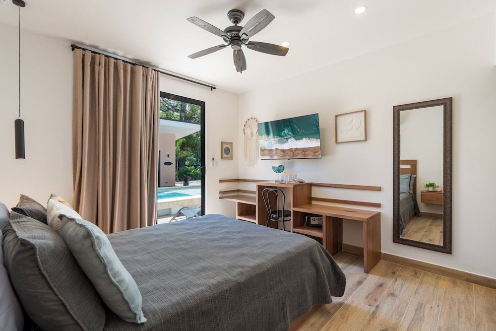 Le MaGil Boutique Hotel Family Villa, Private Bathroom, Pool View 2