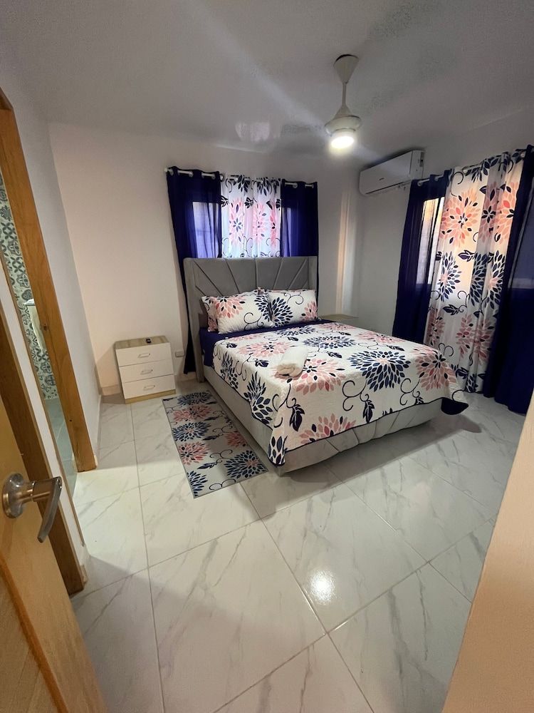 Ocean View Apartment in Santo Domingo Este Apartment, 3 Bedrooms, Smoking, Balcony 7