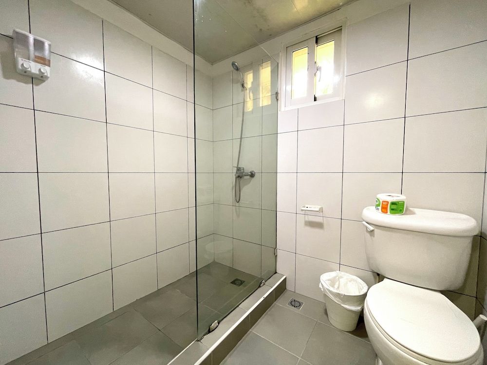 STUDIOS POOL AND BEACH Deluxe Studio, Balcony, Poolside 6